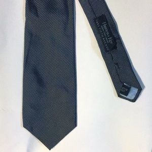 Blue Hilditch & Key tie